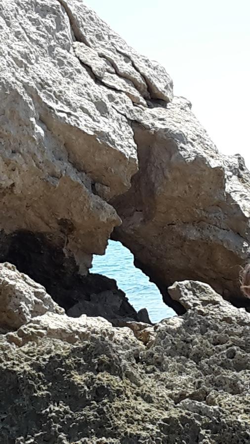 Villetta Sullo Scoglio Джеля Екстериор снимка